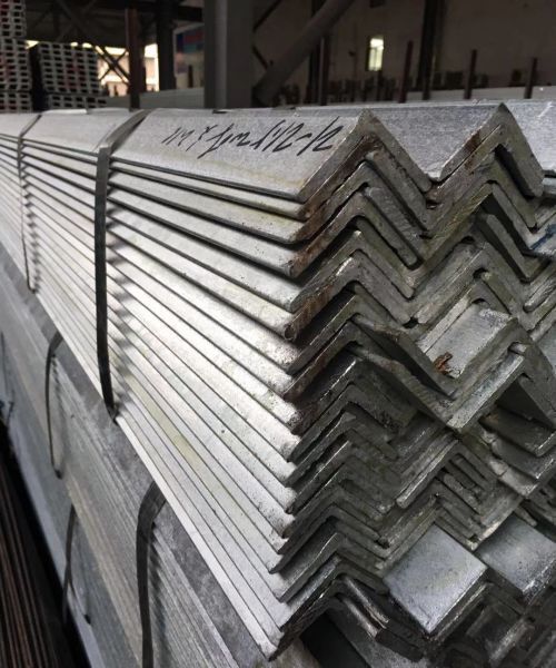 鍍鋅角鋼只是這種鋼材的一個(gè)分類 鍍鋅角鋼只是這種鋼材的一個(gè)分類